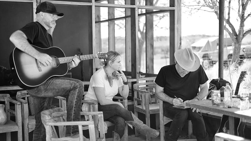 (From left) Jack Ingram, Miranda Lambert and Jon Randall work on lyrics before they sang “I don’t like it when you walk away” for the cameras.