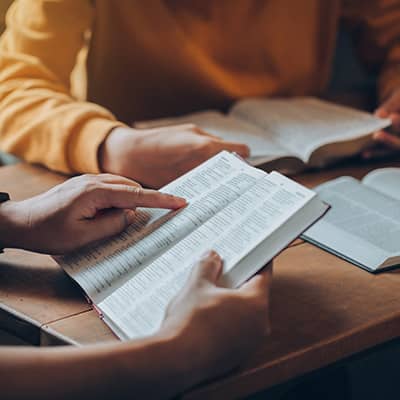 Christian friend's groups read a bible